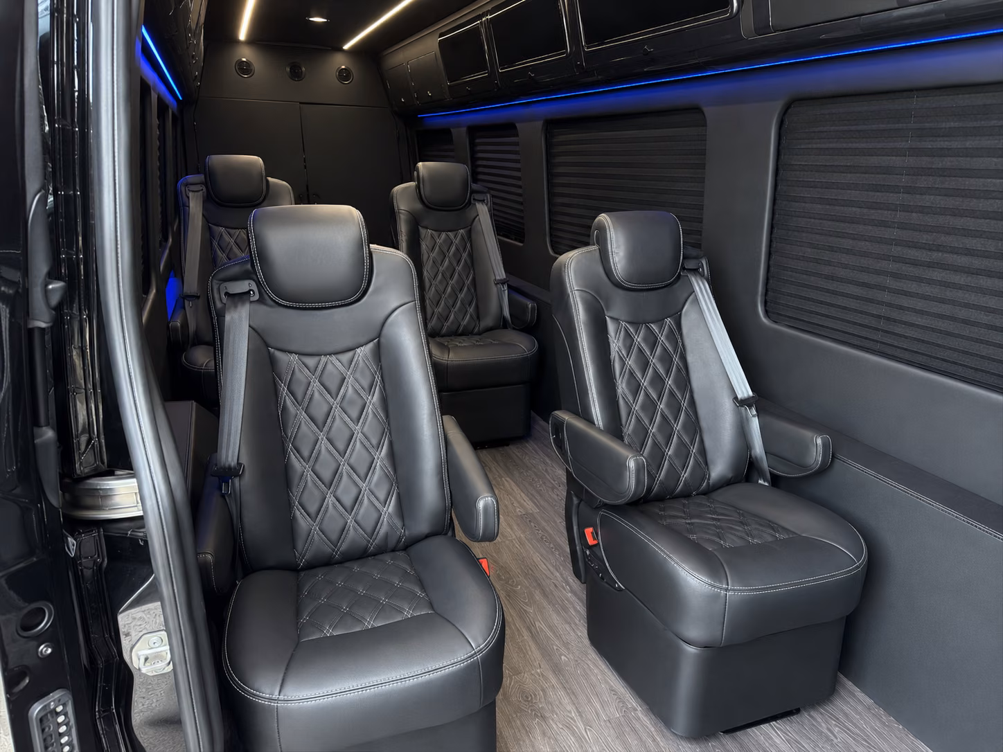 carrollton 20 passenger sprinter van interior