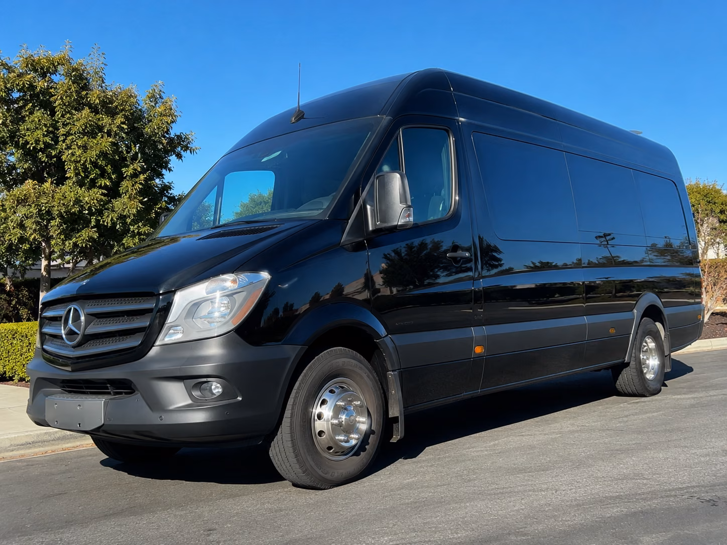 sprinter van rentals for prom photo stops at carrollton parks and landmarks